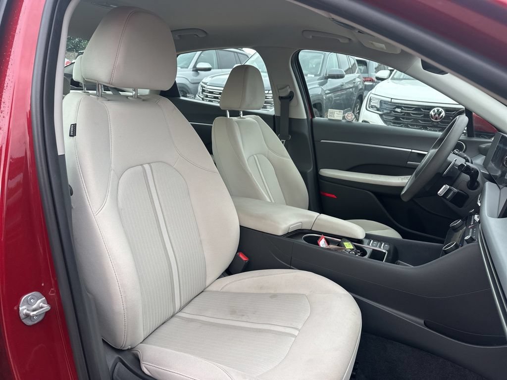 Used 2025 Hyundai Sonata SEL FWD image 22