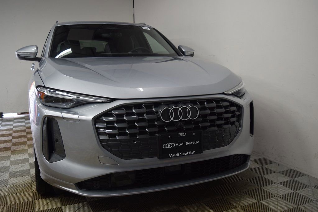 New 2025 Audi Q5 Prestige image 2
