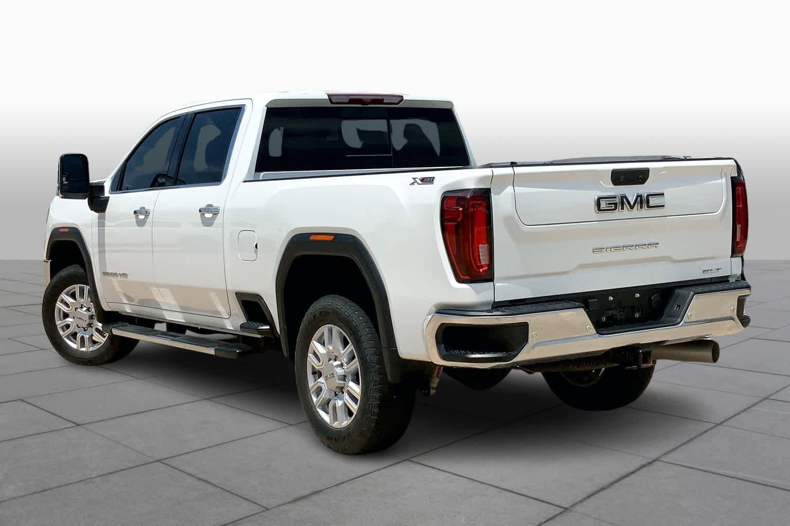 Used 2021 GMC Sierra 2500 SLT w/ Texas SLT Premium Package AWD/4WD image 12