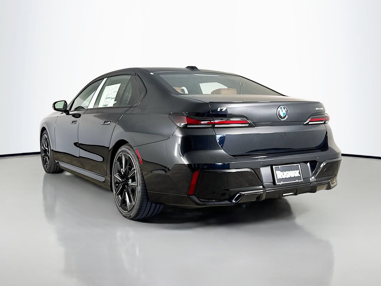 New 2026 BMW i7 eDrive50 w/ M Sport Package RWD image 5