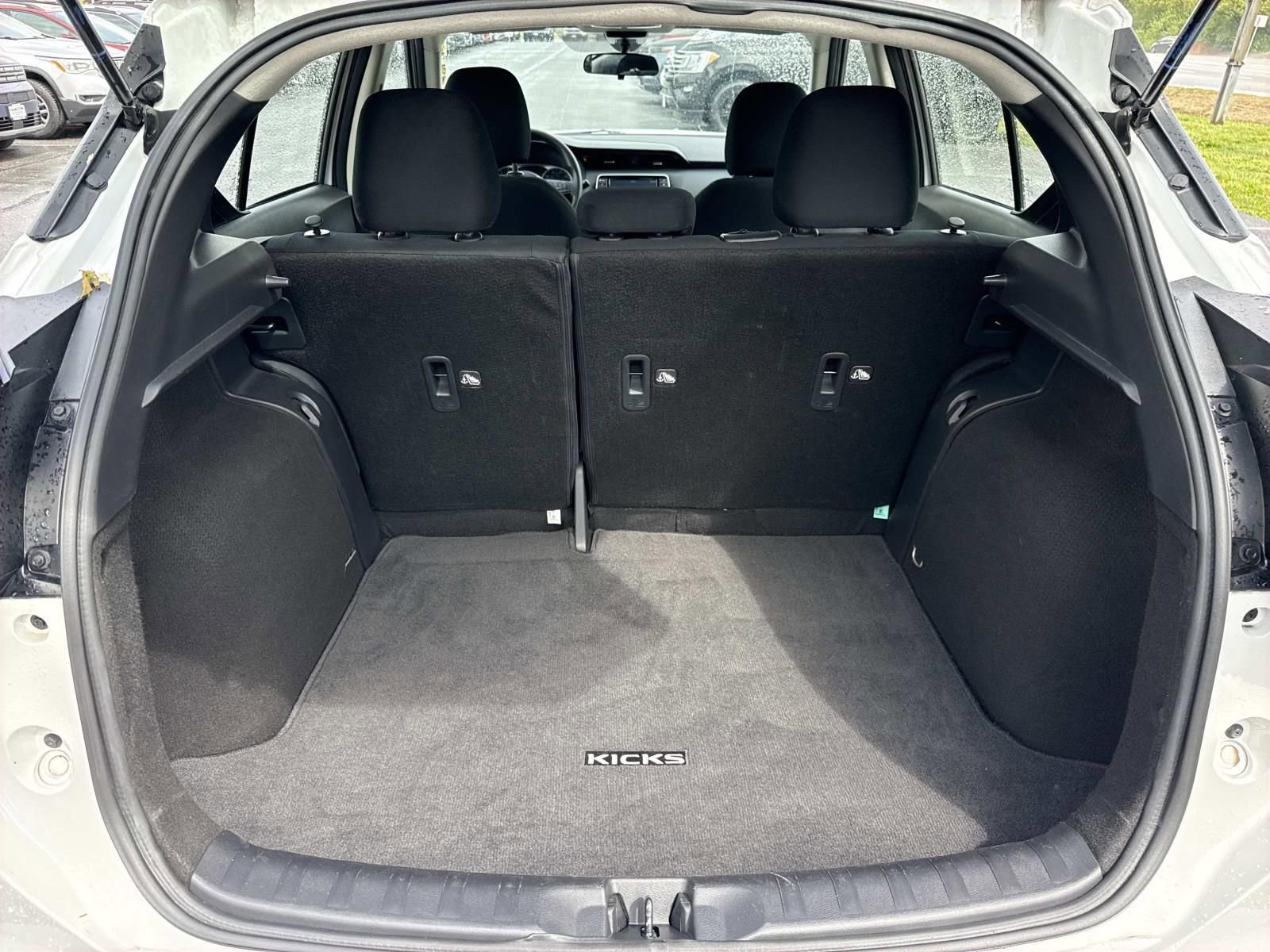 Used 2024 Nissan Kicks S FWD image 27