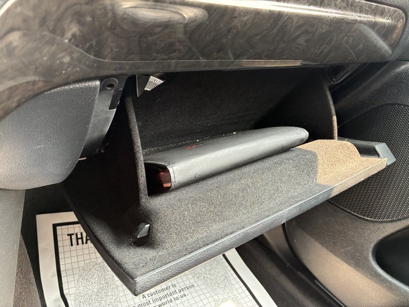 Used 2016 Dodge Durango Limited w/ Nav & Power Liftgate Group AWD/4WD image 13