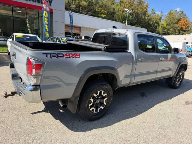 Certified 2020 Toyota Tacoma TRD Off-Road AWD/4WD image 3