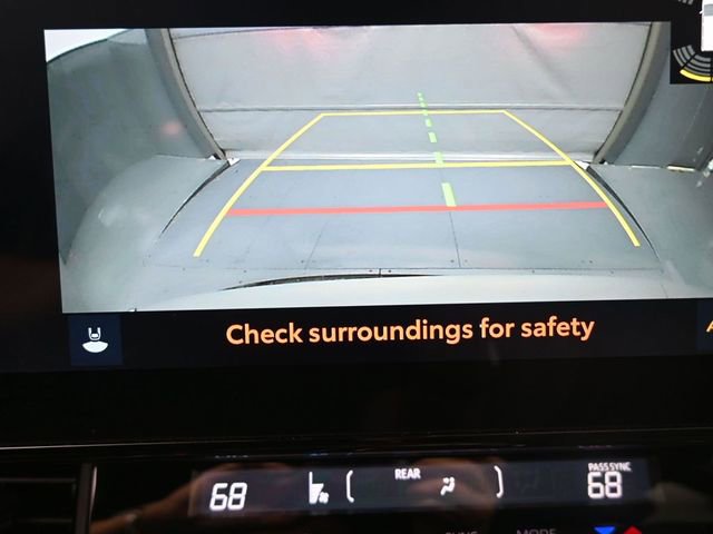 Used 2025 Toyota Sienna Limited image 7