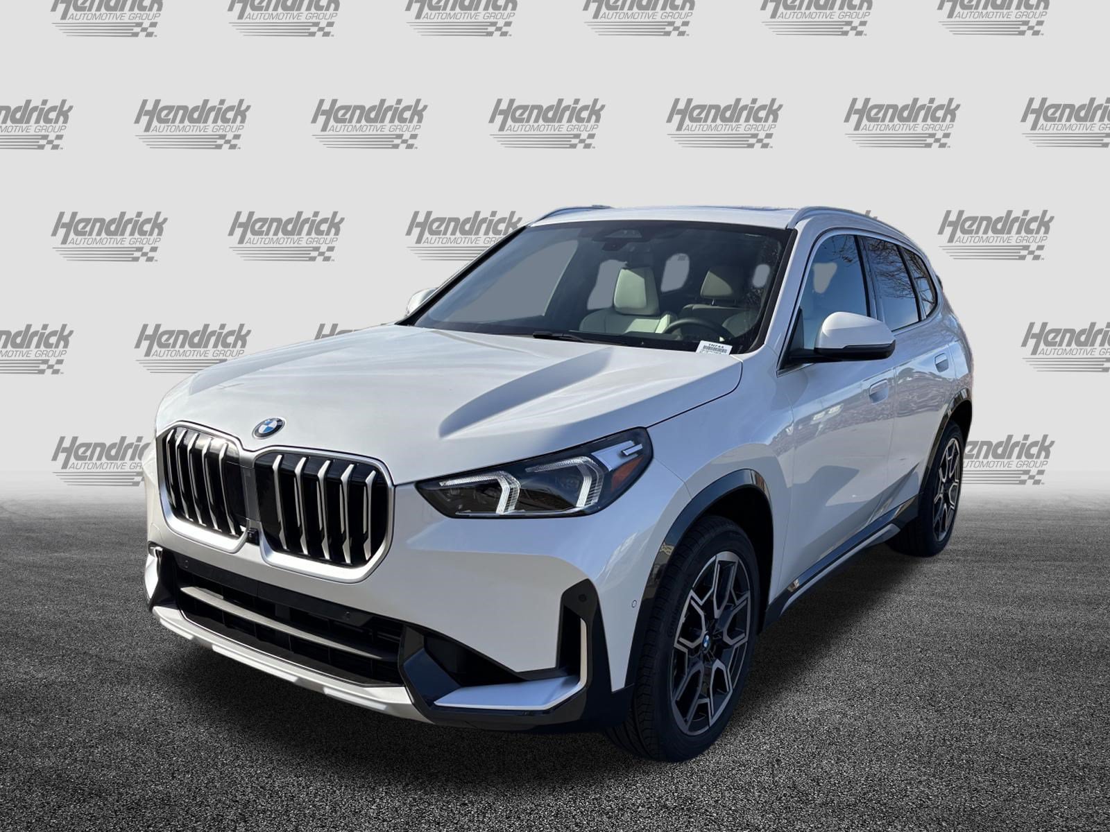 Certified 2026 BMW X1 xDrive28i w/ Technology Package AWD/4WD image 5