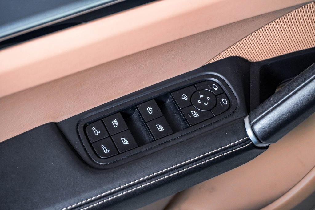 Certified 2023 Porsche Cayenne S Platinum image 26