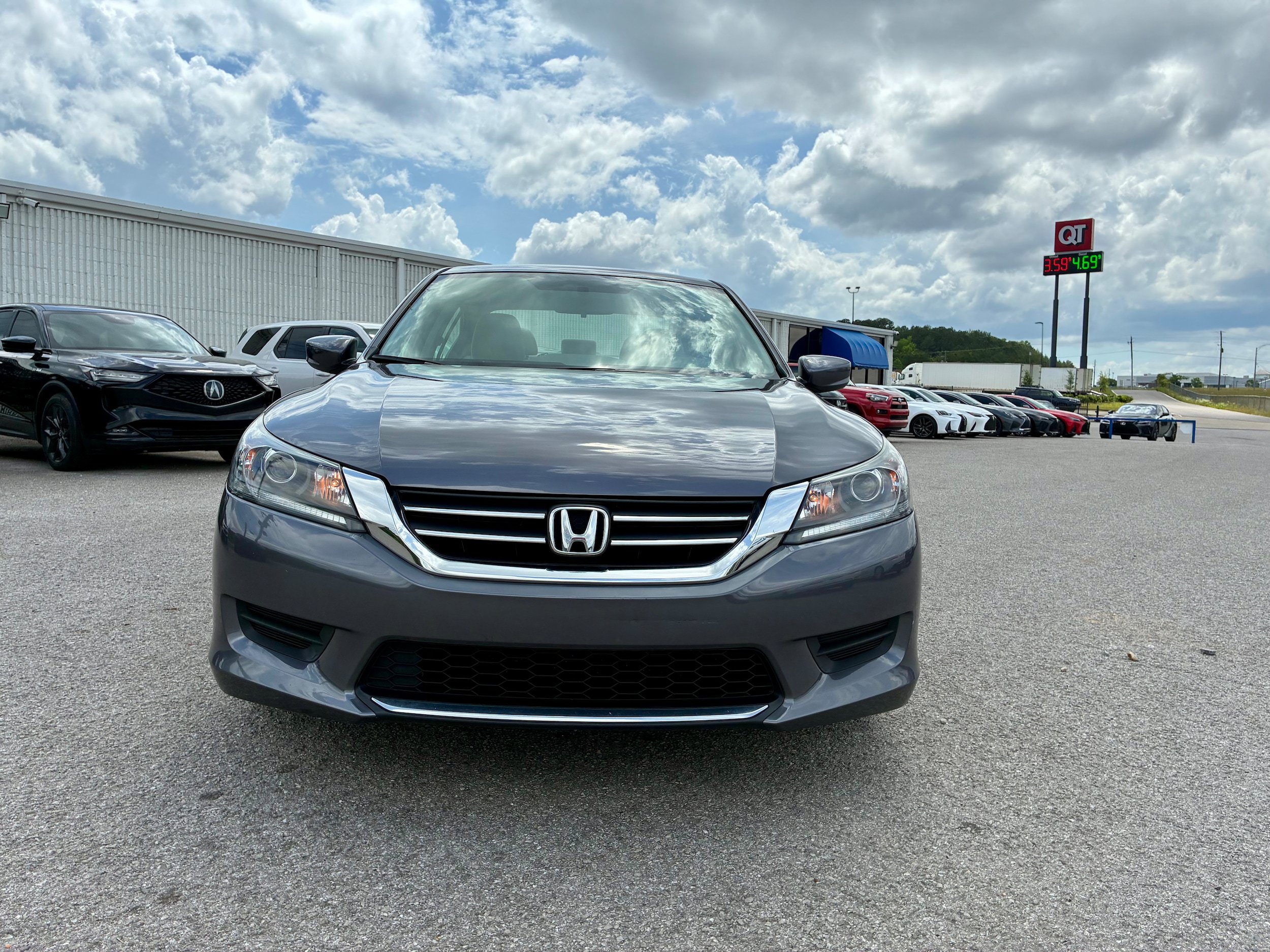 Used 2015 Honda Accord LX image 4