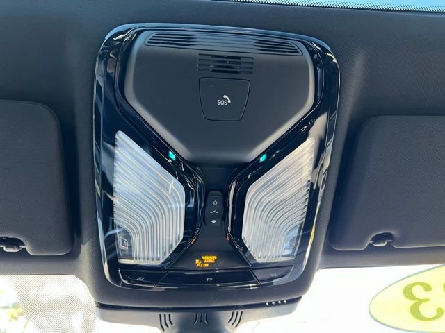 Used 2023 BMW 530e xDrive w/ Executive Package image 27