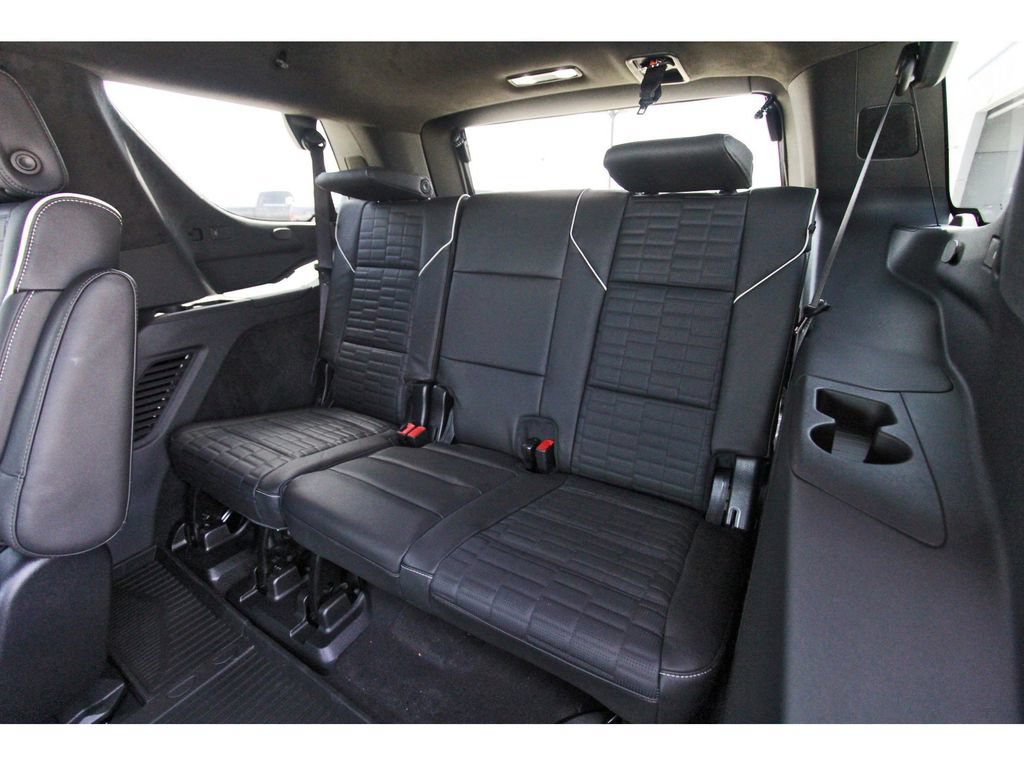New 2026 Cadillac Escalade V w/ LPO, ONYX Package AWD/4WD image 13