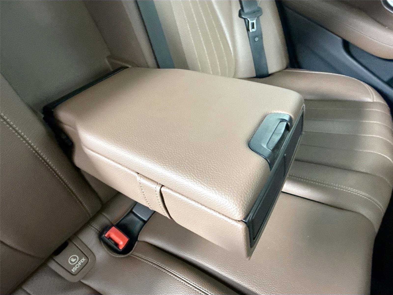 Used 2017 Mercedes-Benz E 300 4MATIC image 46