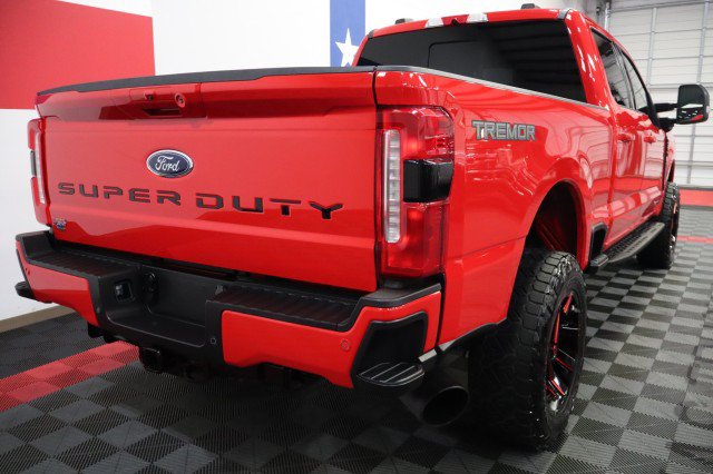 Used 2024 Ford F250 Lariat w/ Lariat Ultimate Package AWD/4WD image 18