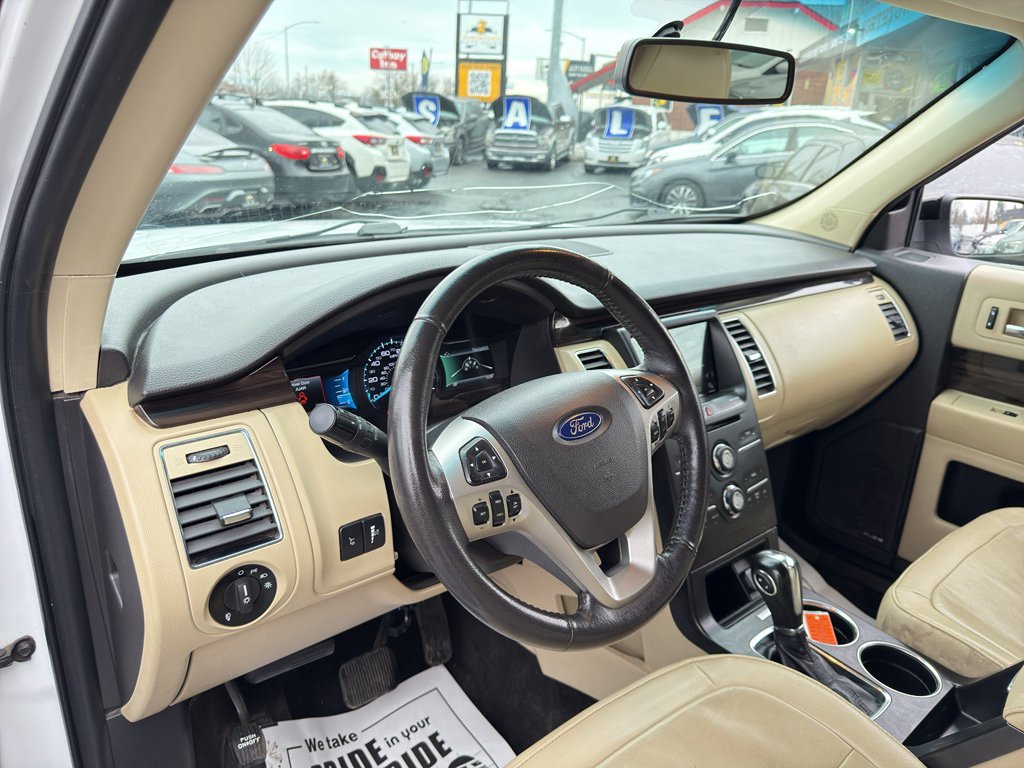 Used 2018 Ford Flex SEL w/ Equipment Group 202A AWD/4WD image 10