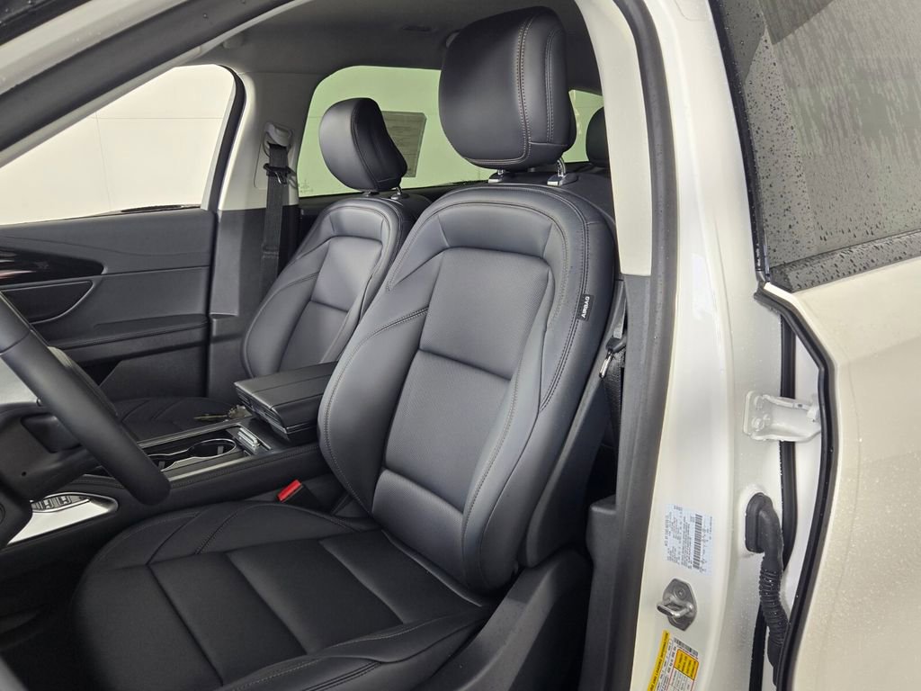 New 2026 Lincoln Nautilus Premier image 7