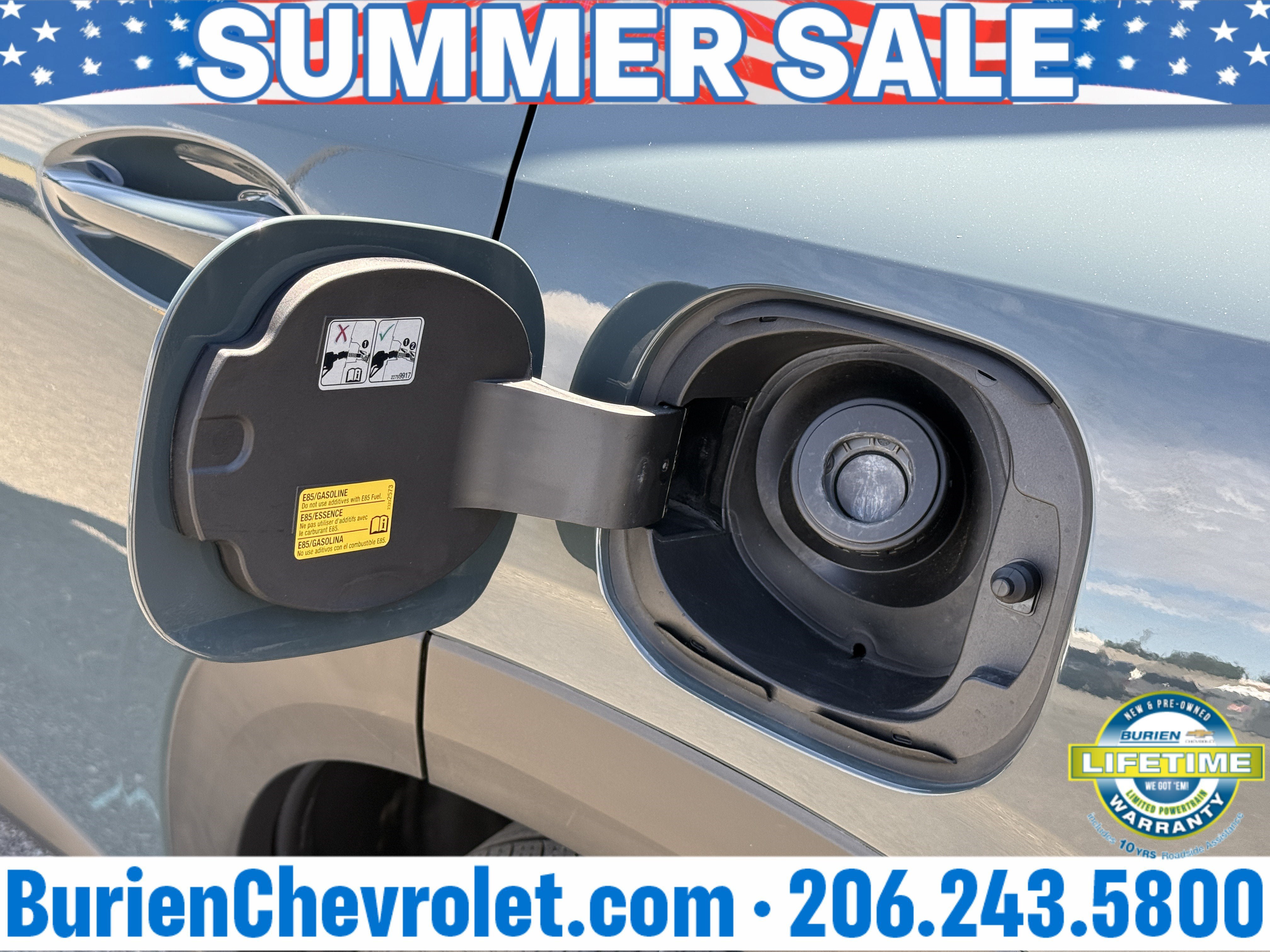 Used 2025 Chevrolet Trax LT FWD image 34