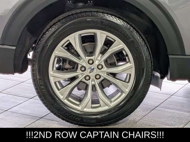 Used 2024 Ford Explorer XLT w/ Equipment Group 202A image 11