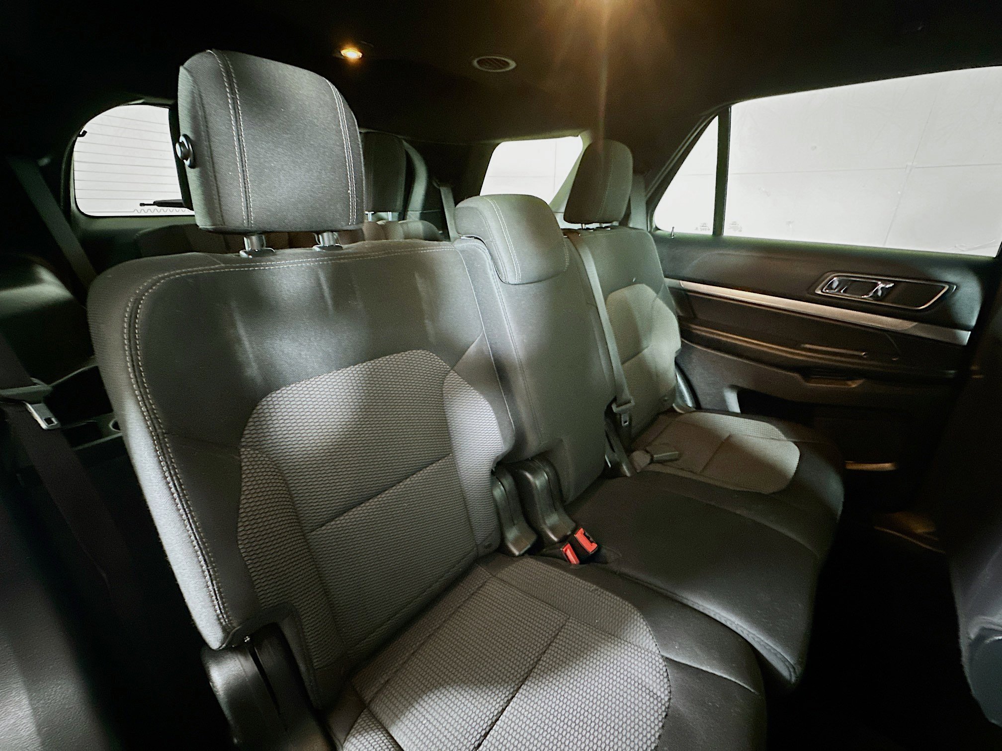 Used 2018 Ford Explorer XLT w/ Equipment Group 201A image 26