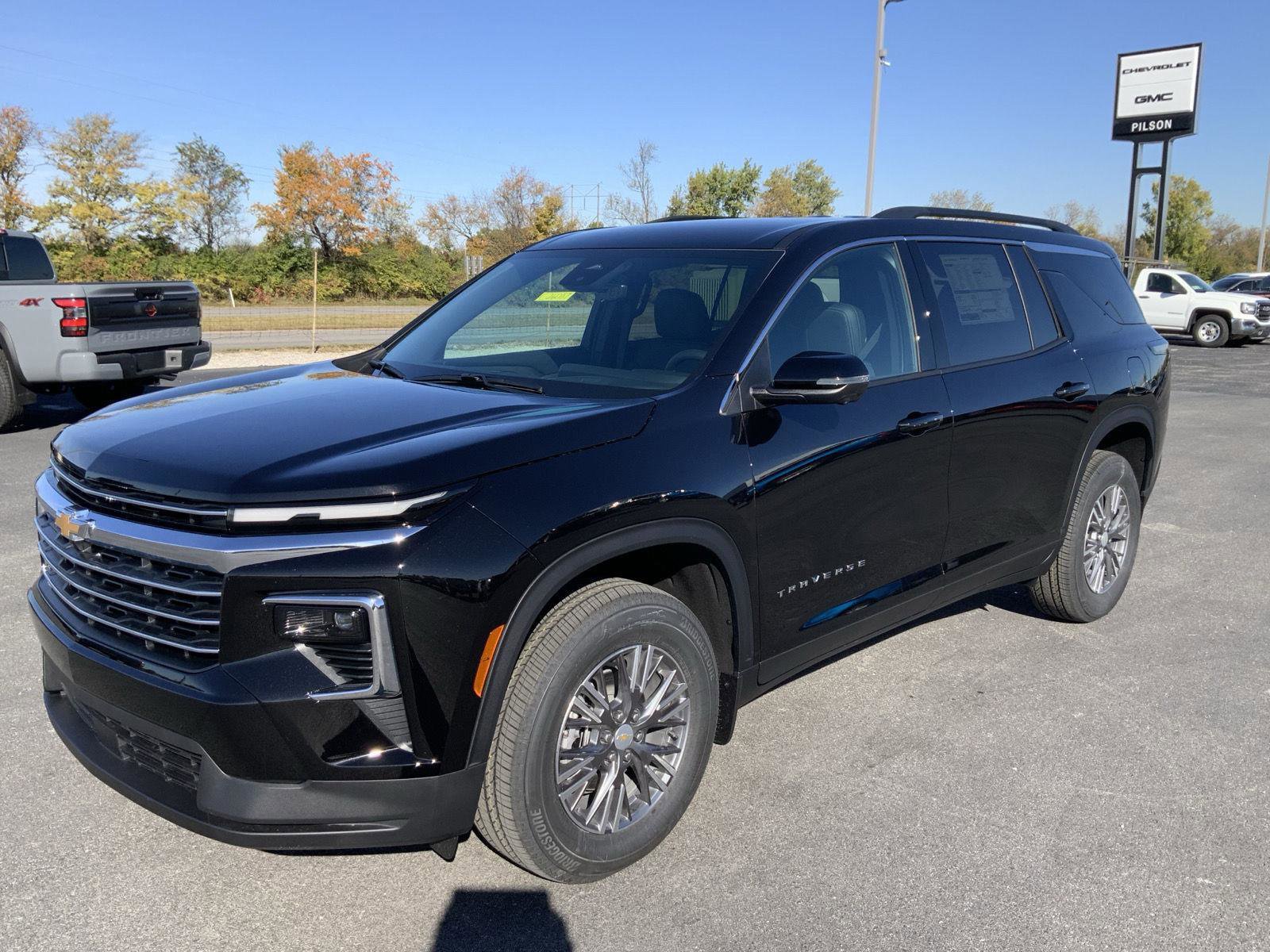 New 2026 Chevrolet Traverse LT w/ Driver Confidence Package image 8