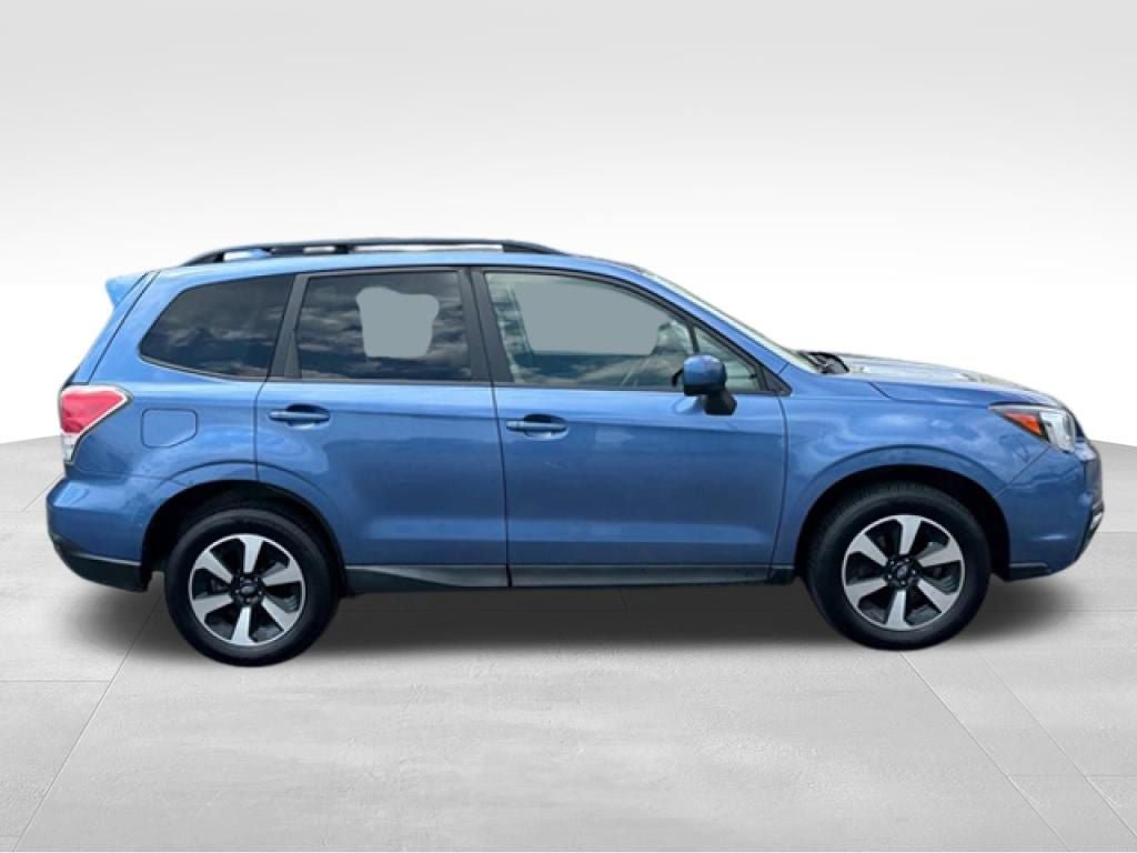 Used 2018 Subaru Forester 2.5i Premium AWD/4WD image 8