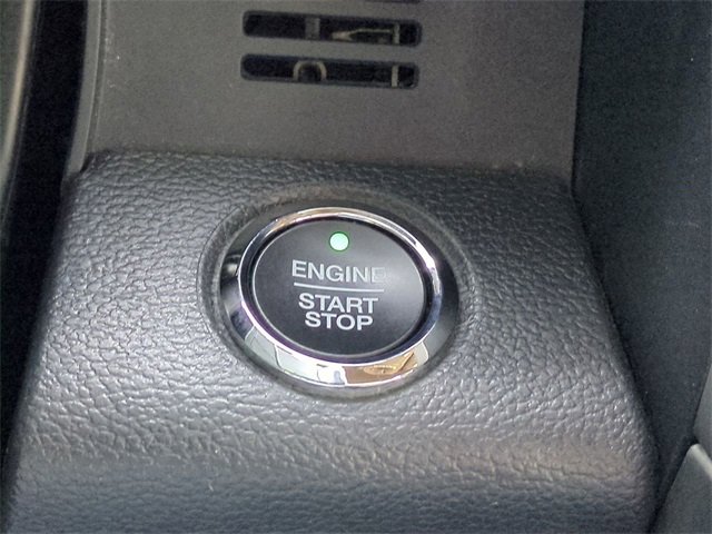 Certified 2022 Ford F450 Platinum w/ FX4 Off-Road Package image 28