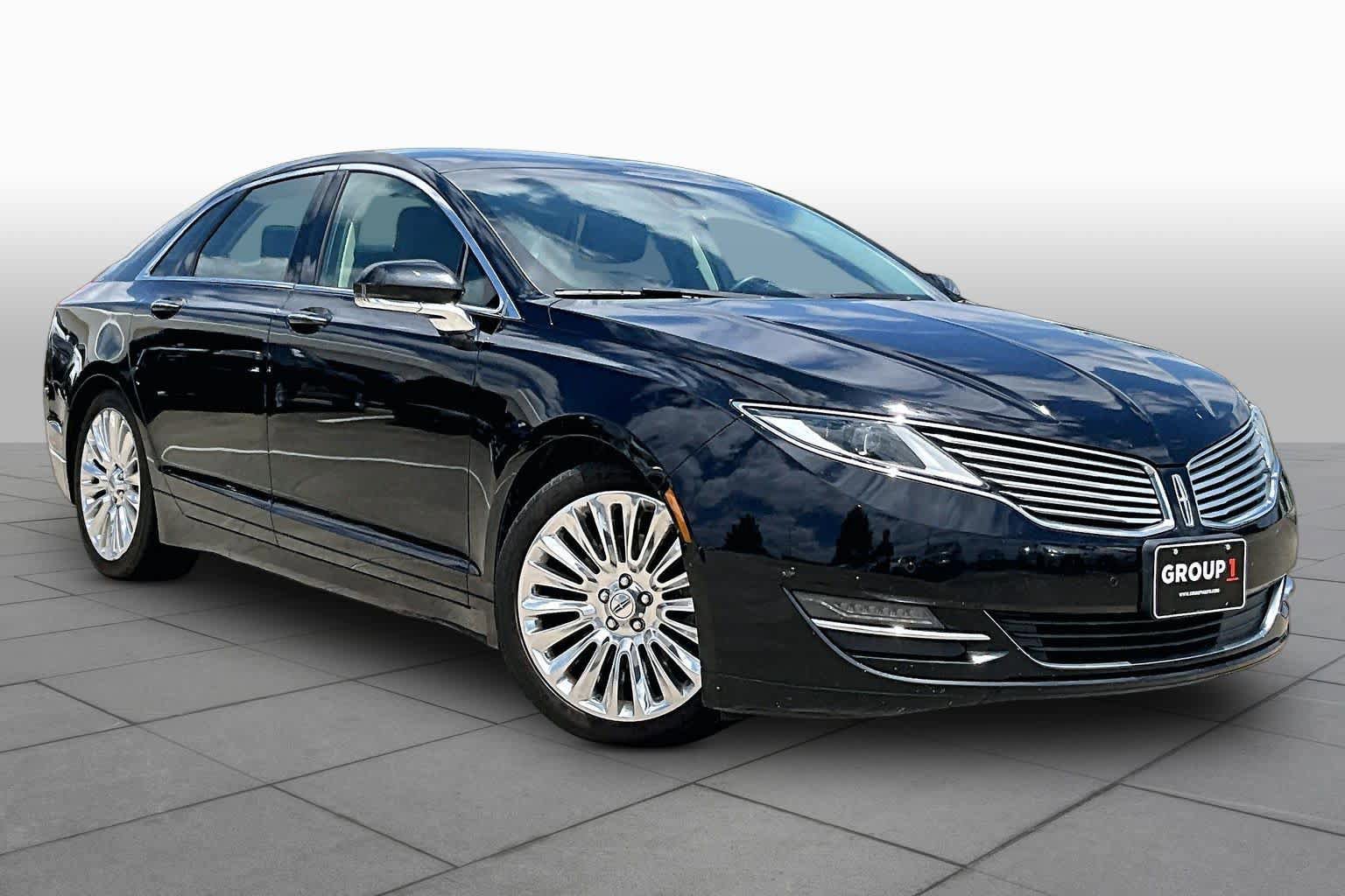 Used 2016 Lincoln MKZ AWD w/ Equipment Group 300A Reserve image 3