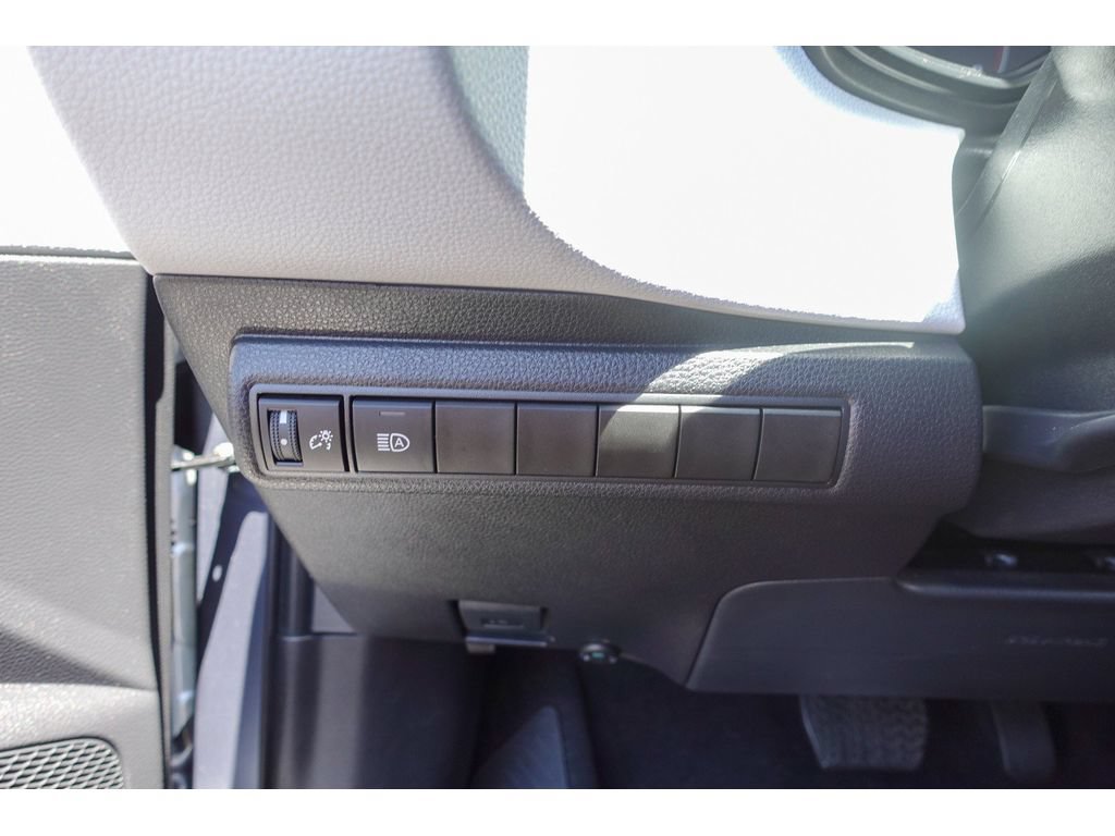 Used 2025 Toyota Corolla SE FWD image 12