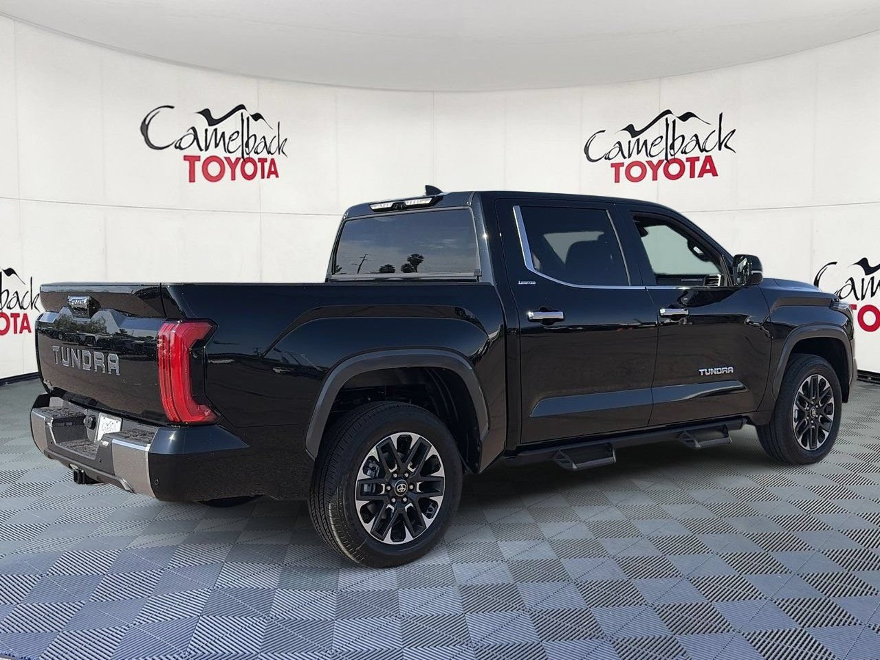 New 2026 Toyota Tundra Limited AWD/4WD image 8