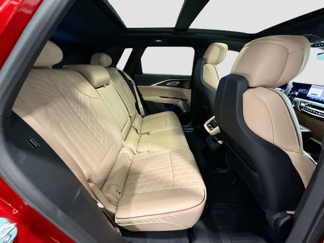 New 2025 Cadillac Lyriq Luxury w/ Nappa Leather Package image 23