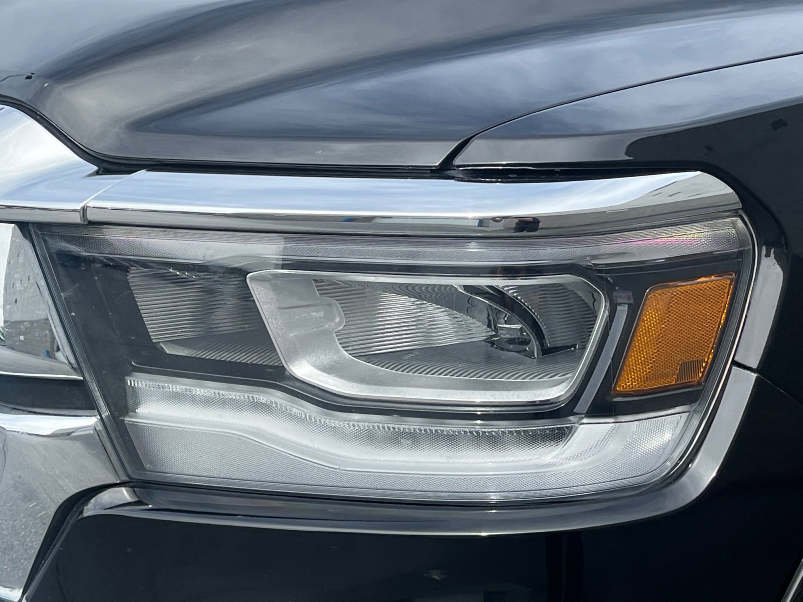 Used 2021 RAM 1500 Laramie AWD/4WD image 11