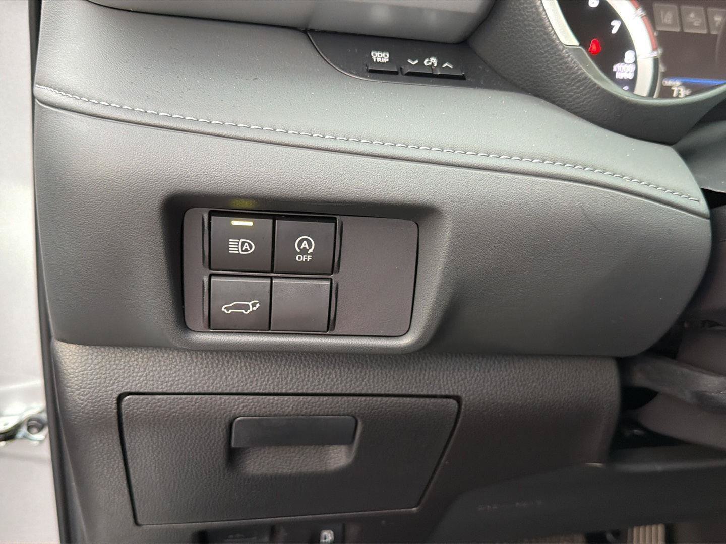 Certified 2025 Toyota Highlander XLE FWD image 20