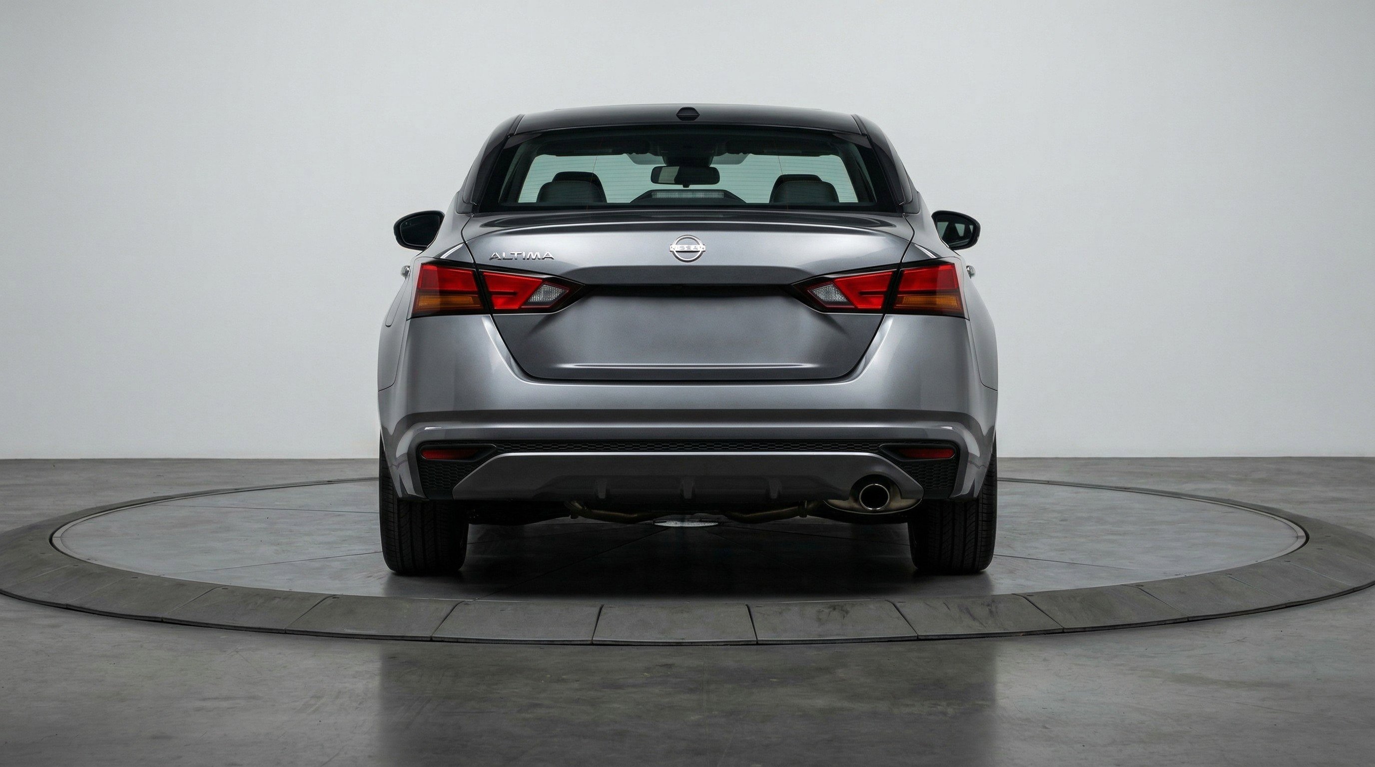 Used 2025 Nissan Altima 2.5 SV image 7