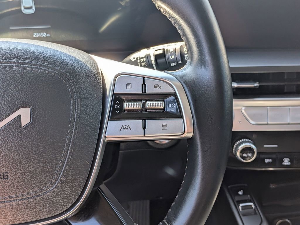 Used 2025 Kia Telluride S image 22