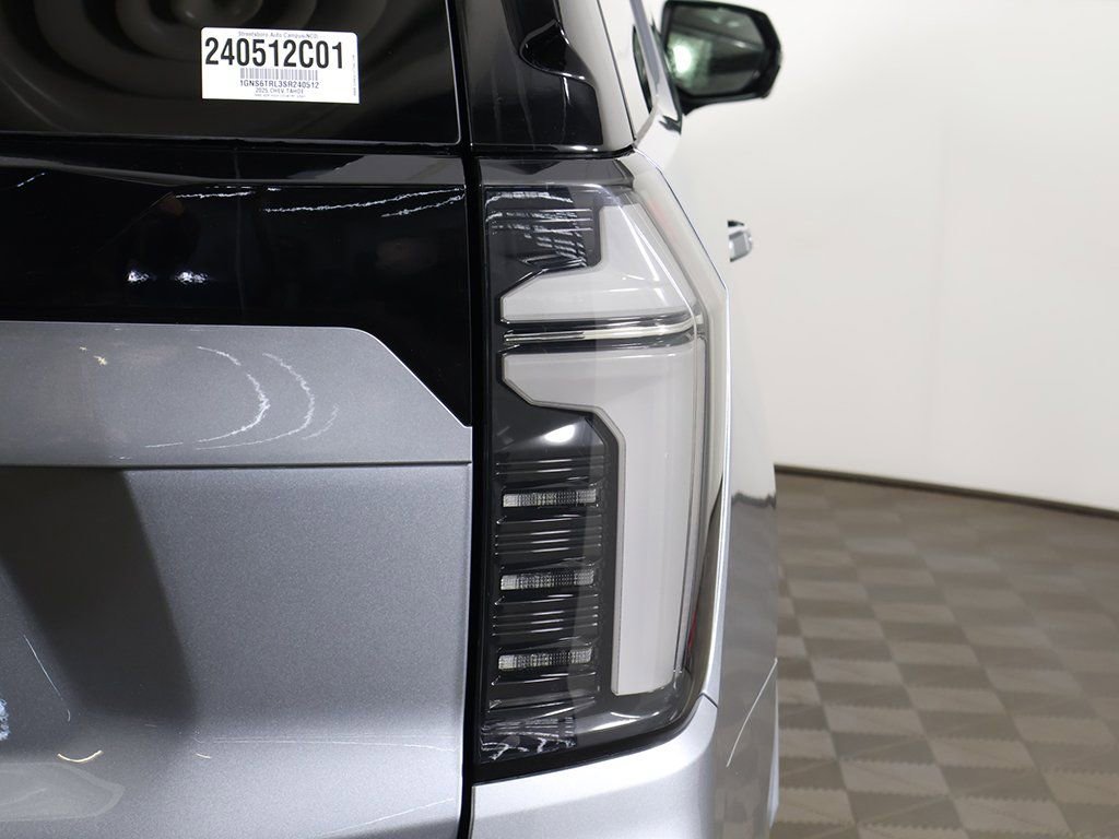 Used 2025 Chevrolet Tahoe High Country w/ Sun And Tow Package image 22