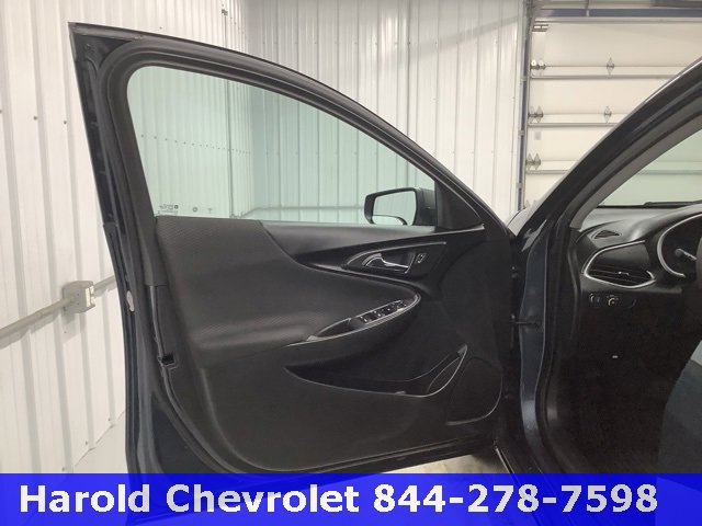 Used 2020 Chevrolet Malibu LS image 14