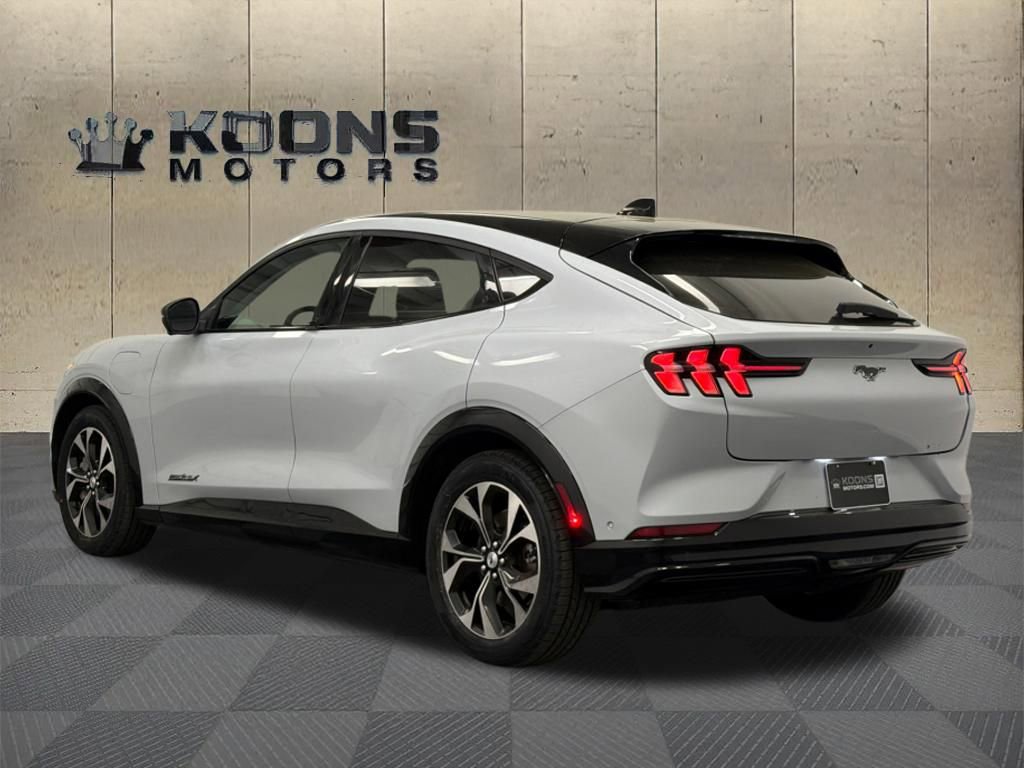 Used 2023 Ford Mustang Mach-E Premium image 5