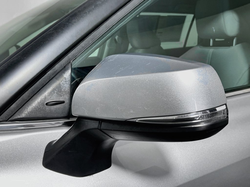 Used 2021 Toyota Highlander LE FWD image 10