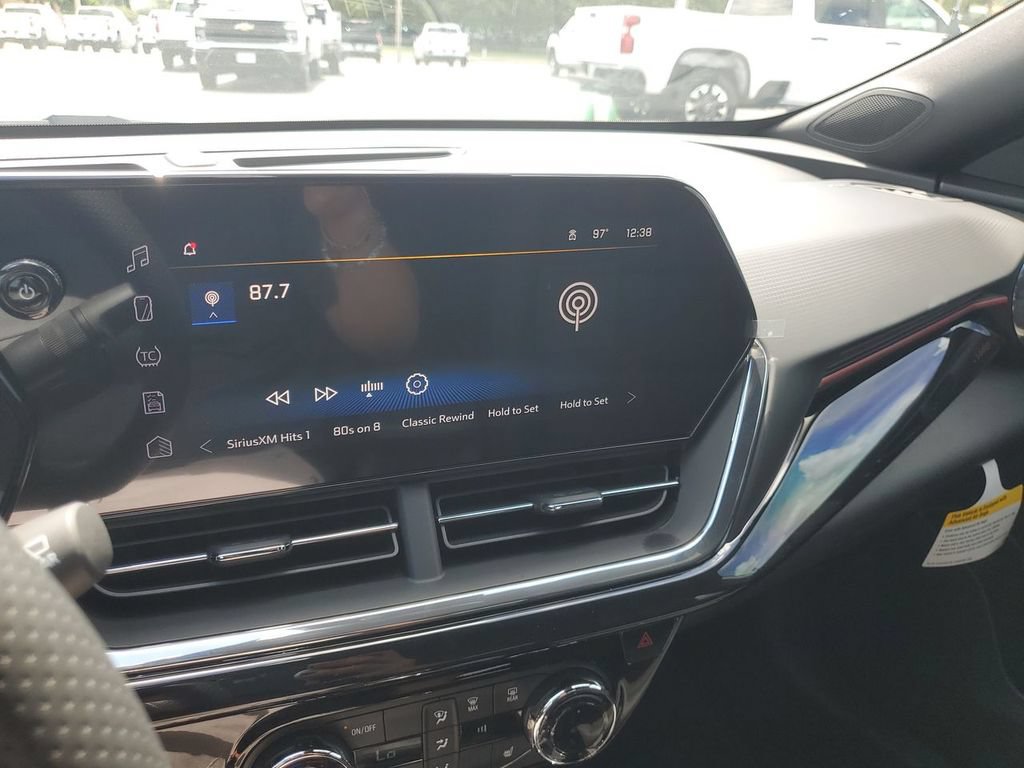 New 2026 Chevrolet Trax RS w/ Sunroof Package FWD image 13