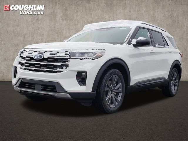 New 2026 Ford Explorer Active image 3