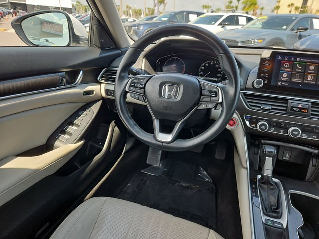 Used 2018 Honda Accord Touring image 8