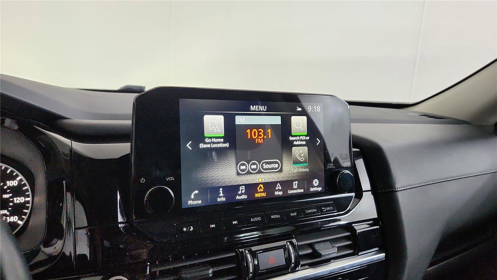Used 2023 Nissan Pathfinder SL AWD/4WD image 24