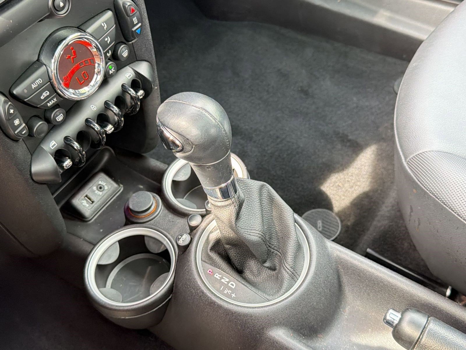 Used 2013 MINI Cooper Hardtop FWD image 16