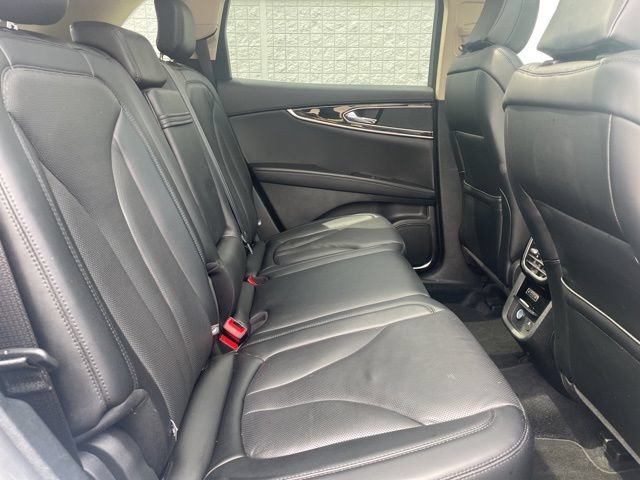 Used 2023 Lincoln Nautilus Reserve AWD/4WD image 15