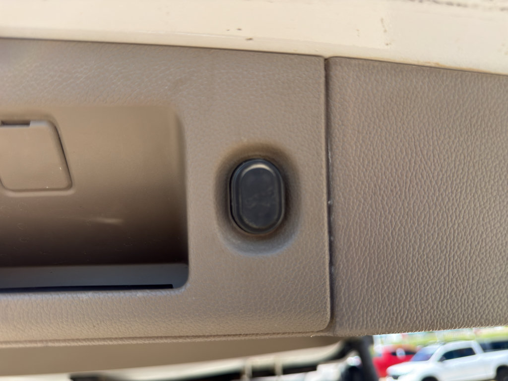 Used 2018 Chevrolet Tahoe Premier AWD/4WD image 19