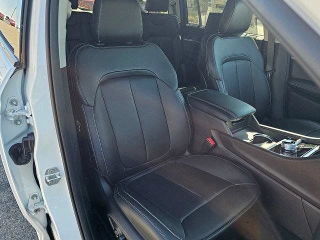 New 2024 Jeep Grand Cherokee L Limited w/ Luxury Tech Group II AWD/4WD image 11