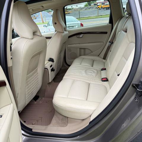 Used 2010 Volvo XC70 T6 AWD/4WD image 13