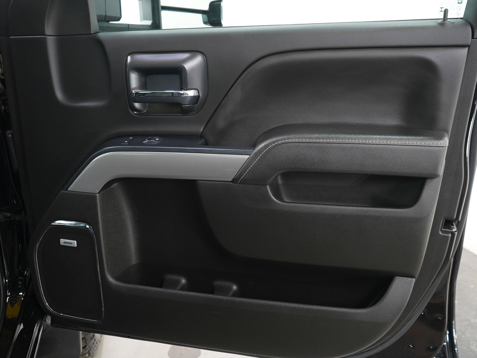 Used 2019 Chevrolet Silverado 3500 LTZ w/ Duramax Plus Package AWD/4WD image 12