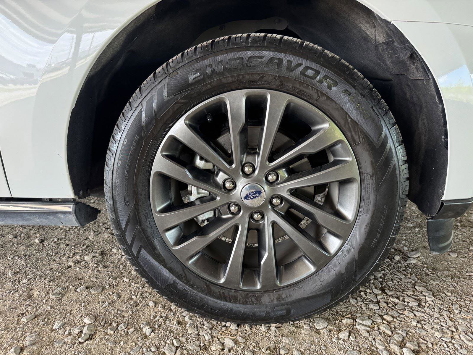 Used 2020 Ford Expedition Limited w/ Equipment Group 301A image 50
