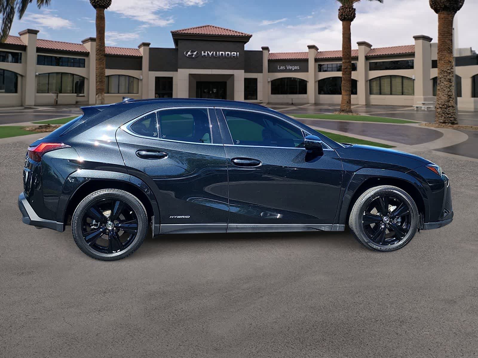 Used 2021 Lexus UX 250h w/ Premium Package AWD/4WD image 9