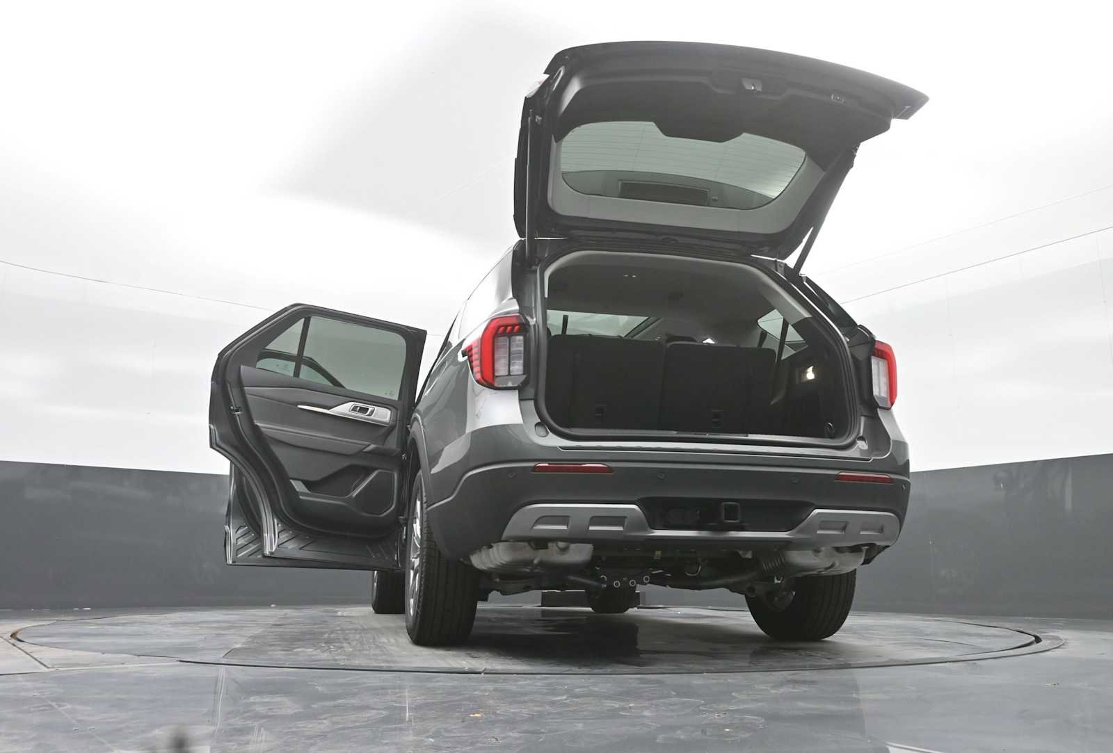 New 2026 Ford Explorer Active w/ Active Comfort Package image 30