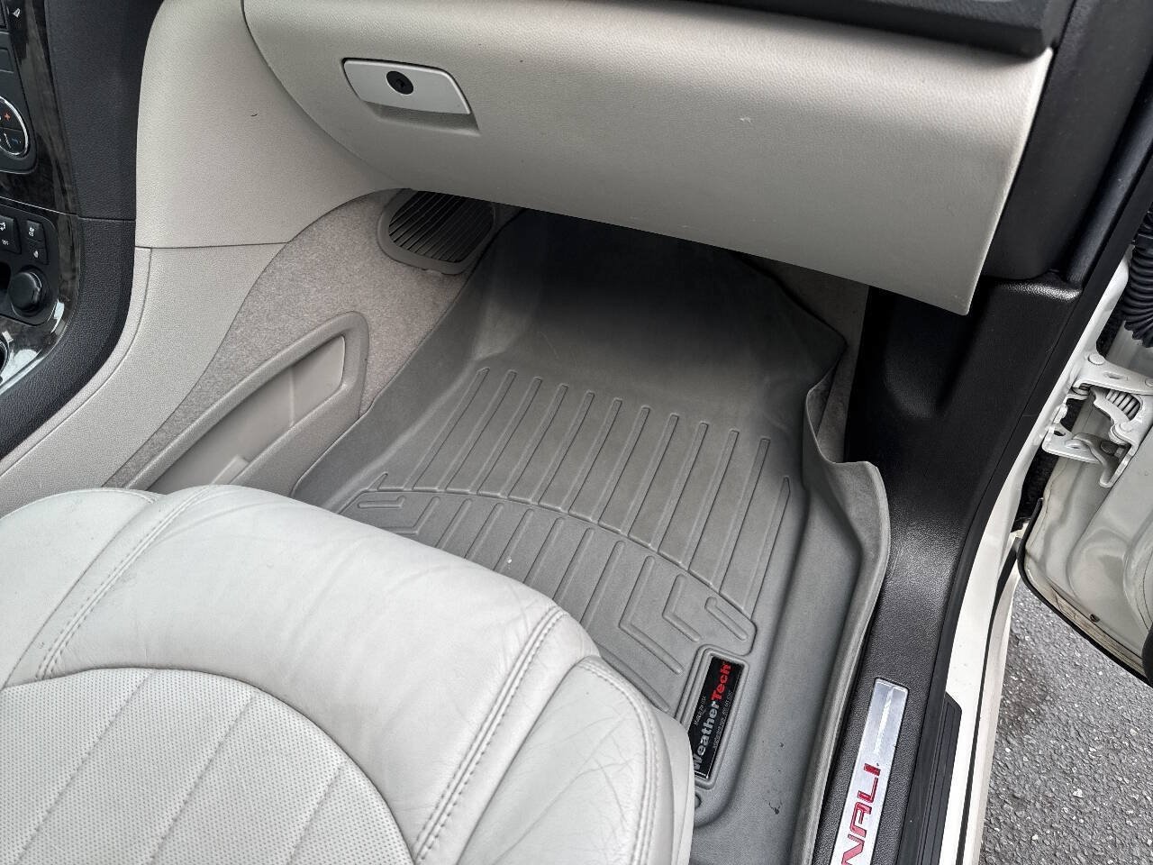 Used 2012 GMC Acadia Denali AWD/4WD image 13