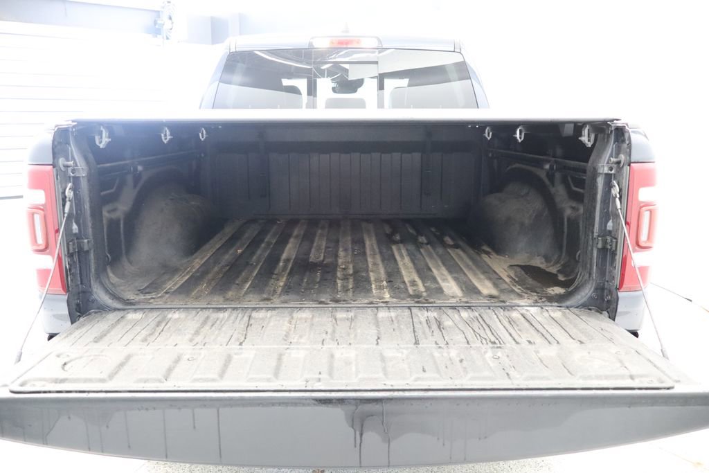 Used 2019 RAM 1500 Limited AWD/4WD image 17